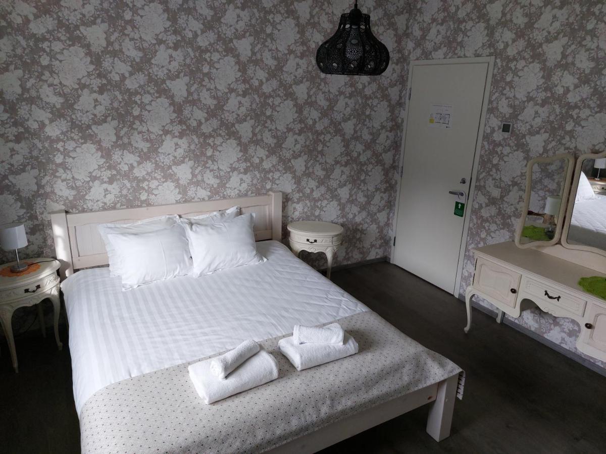 Tamme Teemaja Hotel Izak Стая снимка